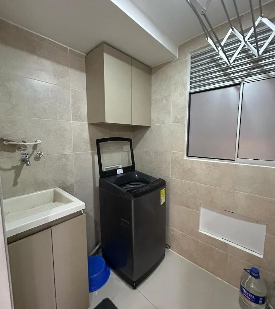 Lujoso Apartamento Con Aire Acondicionado Cali 0*,